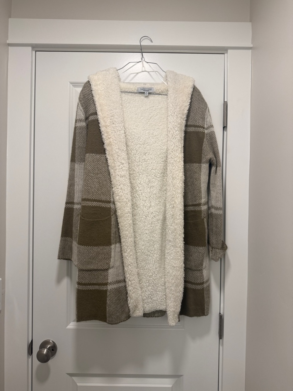 Sweet Rain Plaid Sherpa-Lined Open Cardigan - Cream & Brown